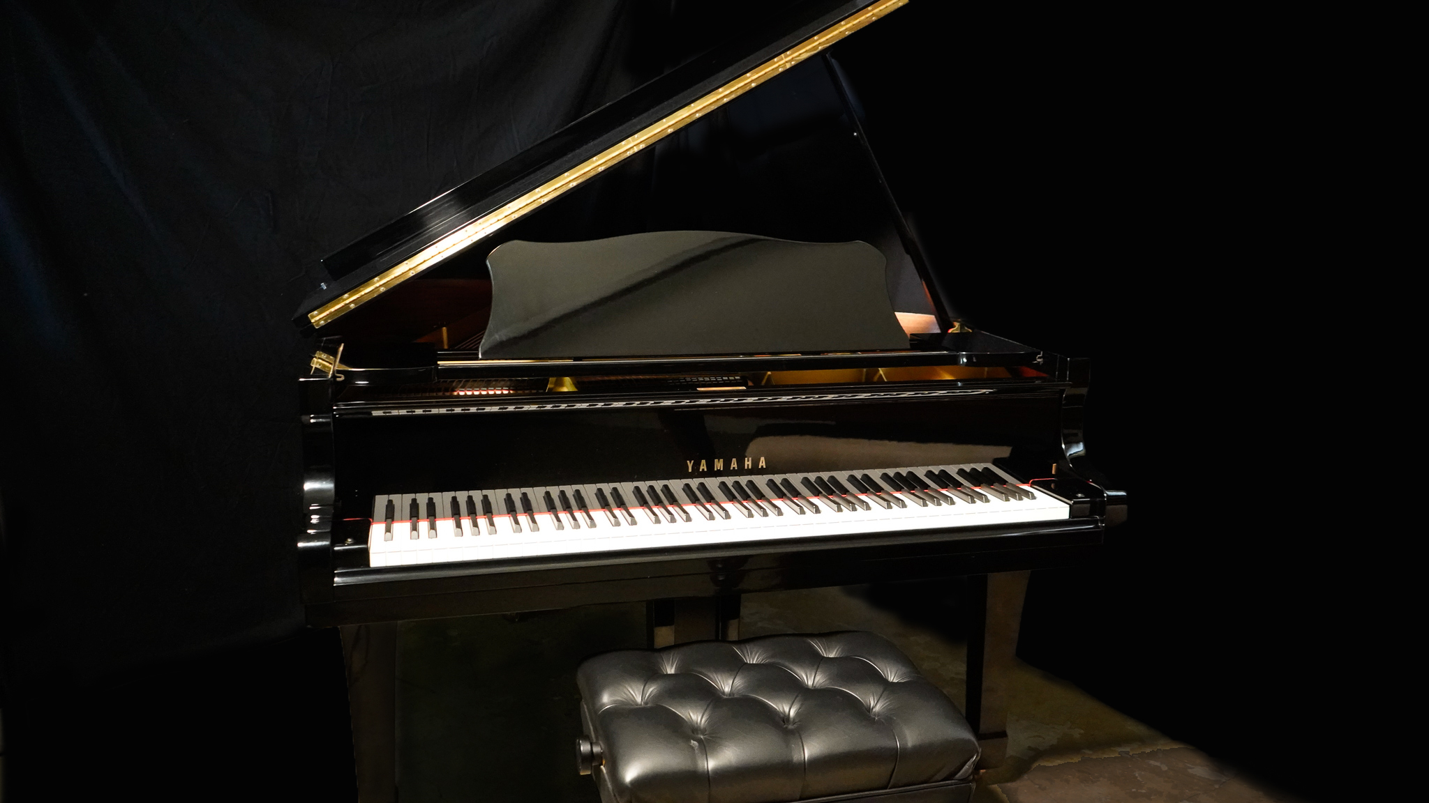 arrastrar club base SOLD: Yamaha G1 Ebony Polish 5'3" Baby Grand Piano - David Andersen Pianos